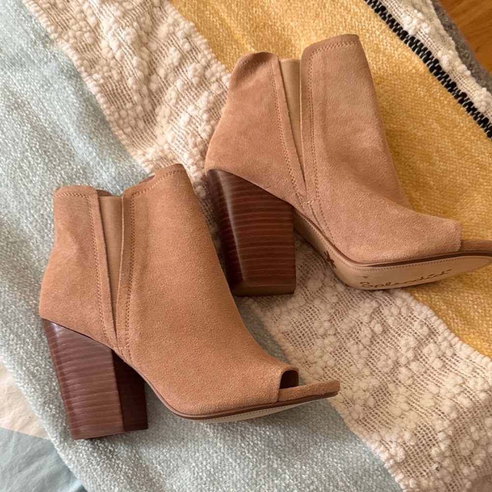 Splendid Tan Ankle Booties